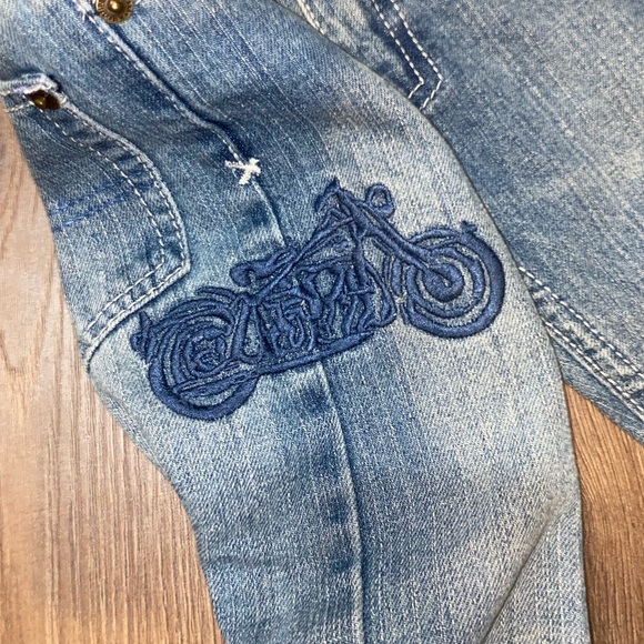 •NWOT• Kitestrings by Hartstrings Boys Slim Fit Denim Jeans w/ Embroidery (2T) - Picture 4 of 4